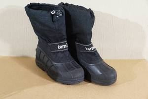 lot 147 image: Kamik Kids Winter Boots - Size 5