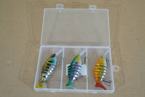 lot 133 image: 3 NEW Jointed Fishing Lures in Plastic Tray