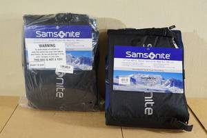 lot 150 image: Samsonite Single Padded Ski Bags