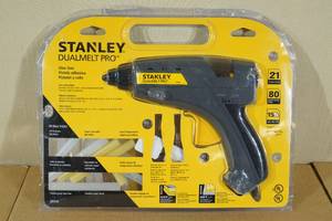 lot 111 image: Stanley Dualmelt Pro Glue Gun