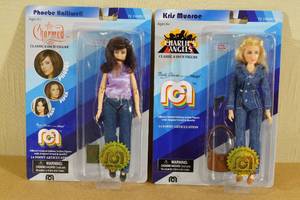 lot 89 image: Mego Limited Edition Figures - Phoebe Halliwell, Kris Munroe
