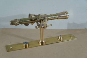 lot 23 image: Brass Sextant with Compass and Level
