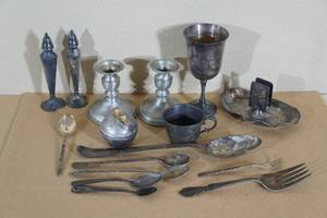 lot 32 image: Metal Serving Pieces - Flatware, Silver Plate, Pewter