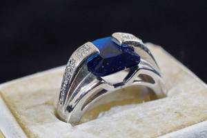 lot 2 image: Sterling Silver Sapphire Ring