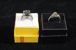 lot 8 image: 2 Rings - Black Stone, Multi Color Stone