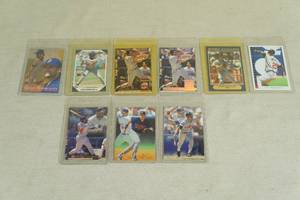 lot 81 image: Twins Cards - Knoblauch, Puckett, Hrbek, Mahomes