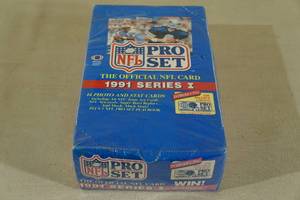 lot 11 image: Box of 1991 NFL Pro Set Series 1 Football Card Packs