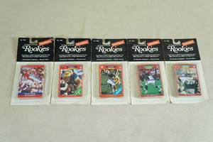 lot 21 image: Packs of Topps and Pro Set Football Rookie Cards