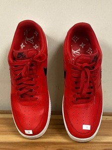 Nike Air-Force 1 Low Cut Out Swoosh Red Black Sneakers