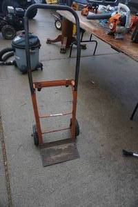 lot 50 image: 2 Wheel Moving Dolly