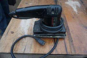 lot 24 image: Miller Falls Model SP-6080 Power Hand Sander