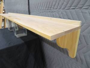 lot 28 image: HANDMADE WOODEN (OAK) SHELF