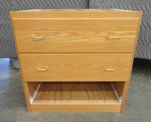 lot 35 image: 3 DRAWER CABINET