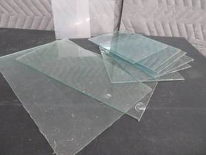 lot 62 image: ASSORTED TEMPERED GLASS