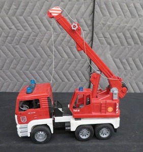 lot 65 image: LARGE FEUERWEHR (GERMAN) TRUCK BY BRUDER