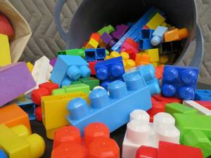 lot 66 image: BUCKET OF BLOCKS  FOAM BLOCKS