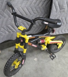 lot 71 image: TONKA MIGHTY BIKE
