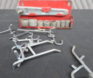 lot 77 image: PREMER VINTAGE SOCKET SET  WALL BUMPERS
