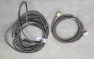 lot 89 image: 2 HEAVY DUTY EXTENSION CORDS
