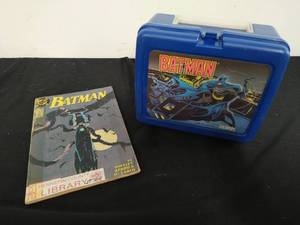lot 14 image: Collection of Batman Memorabilia and Toys