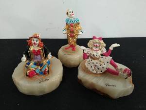lot 6 image: Three Ron Lee Clown Sculptures