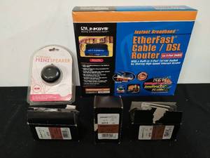 lot 64 image: Collection of Electronics and Batteries