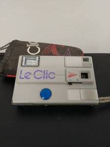 lot 237 image: Vintage Le Clic Camera