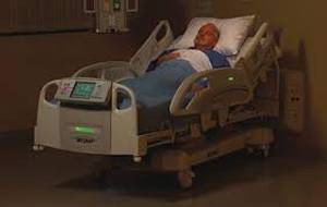 lot 2 image: WOWOW $32,000 STRYKER&nbspInTouch ICU Critical Care&nbspPatient&nbspHospital Bed WChair Position, Scale, Bed Exit Alarm, Zoom Drive Plus WOW Hand Remote Control Great Working Condition WHigh Quality Mattress - See Brochure For All This Bed Can Do