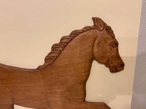 lot 43 image: Carved Horse Key Holder