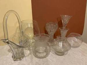 lot 44 image: Glass Vases