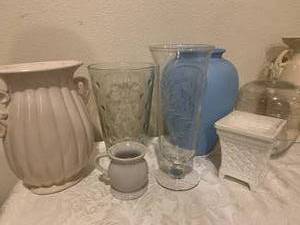 lot 48 image: Bunch of Vases for Bunches of Flowers