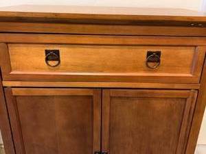 lot 139 image: Convertible Bar Cabinet