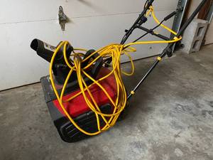 lot 165 image: SNOWBLASTER