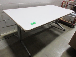 lot 626 image: 6 FOOT CONFERENCE TABLE