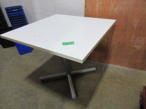 lot 621 image: WHITE, LAMINATE TOP CAFE TABLES