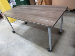 lot 672 image: ROLLING TABLES WITH LAMINATE WOOD GRAIN TOPS