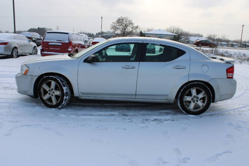 lot 16 image: 2008 Dodge Avenger SXT - 2 OWNER
