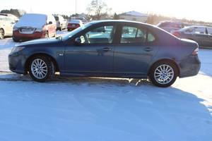 lot 7 image: 2008 Saab 9-3 Base - 2 OWNERS