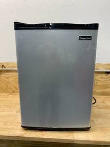 lot 62 image: MAGIC CHEF 2.6 cu. ft. Mini Fridge in Stainless Look, ENERGY STAR