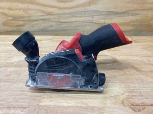 lot 80 image: MILWAUKEE M12 FUEL 12-Volt Lithium-Ion Brushless Cordless 3 in. Cut Off Saw (Tool-Only)
