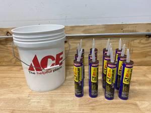 lot 94 image: LOCTITE Lot of 12-  PL Premium 10 fl. oz. Polyurethane Construction Adhesive