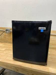 lot 20 image: CRITERION Mini Fridge