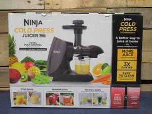lot 95 image: Ninja - Cold Press Juicer Pro - Compact Powerful Slow Juicer with Total Pulp Control and Easy Clean - Graphite