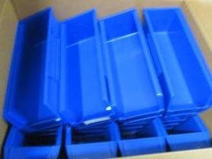 lot 78 image: Large Lot of Plastic Organizing Bin...