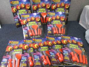 lot 96 image: 10 Pumpkin Masters Pumpkin Carving ...