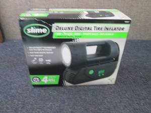 lot 138 image: Slime Deluxe Digital Tire Inflator ...