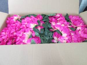 lot 155 image: Box of Peony Bush Artificial Flower...
