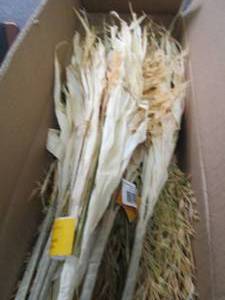 lot 161 image: Box of Artificial Wheat Bush...
