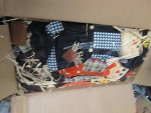 lot 74 image: big box of new 5 foot scarecrows gu...
