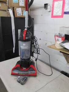 lot 76 image: dirt devil powermax xl needs new co...